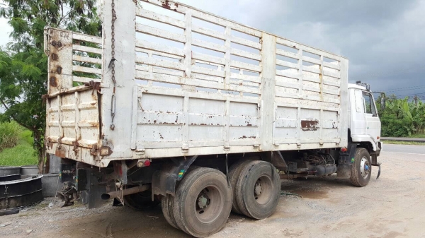 ขายรถพ่วง CWM430M ปี 38 แม่-ลูกไม่ดั้ม เครื่อง PE6 290 แรงม้า คัสซีสวยตลอดเส้น ช่วงล่างดี ยางเต็ม ทะเบียนพร้อมโอนครับ