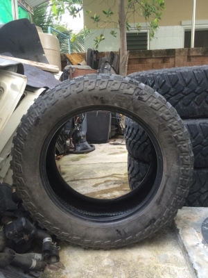 ขายยาง ขอบ 20 นิ้ว 2ชุด 33" และ35" หล่อๆครับ ขายยาง ขอบ 20 นิ้ว 2ชุด 33" และ35" หล่อๆครับ