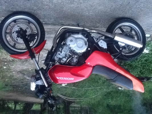 อยากขาย cb 250 เเรงๆ ลั่นๆ ขี่มันส์ค่ะ