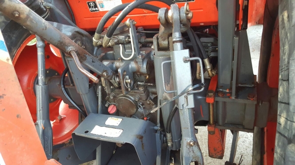 รถไถ KUBOTA M9540  2 เพลา.   สนใจติดต่อ  081 - 6079515