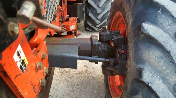 รถไถ KUBOTA M9540  2 เพลา.   สนใจติดต่อ  081 - 6079515