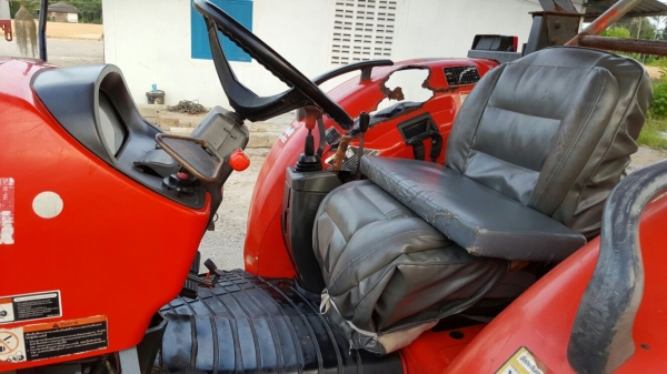 รถไถ KUBOTA M9540  2 เพลา.   สนใจติดต่อ  081 - 6079515