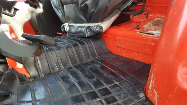 รถไถ KUBOTA M9540  2 เพลา.   สนใจติดต่อ  081 - 6079515