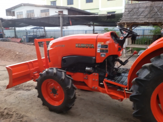 ปัญญาแทรคเตอร์..จัดมาให้ครับ ด่วน!!!คูโบต้า L4708 พร้อมใบมีดคานล่างFD185 พร้อมส่งทั่วไทย จัดส่ง อ.เมือง จ.กำแพงเพชร