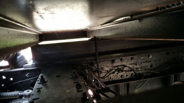 รถอีซูซุ 4 ล้อ NKR 88 แรงม้า. ปี 36.   สนใจติดต่อ  081 - 6079515