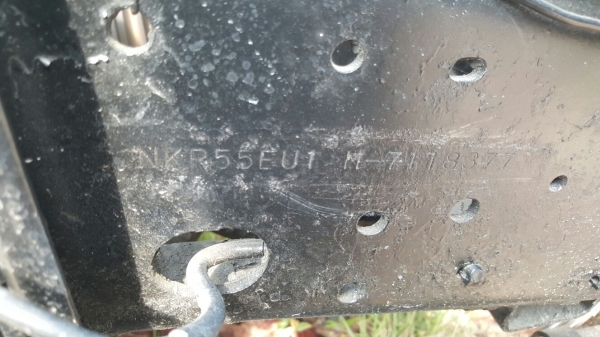 รถอีซูซุ 4 ล้อ NKR 88 แรงม้า. ปี 36.   สนใจติดต่อ  081 - 6079515