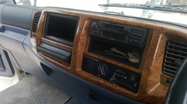 รถฮีโน่ 6 ล้อดั้ม FC4J  150 แรงม้า. ปี 49   สนใจติดต่อ  081 - 6079515