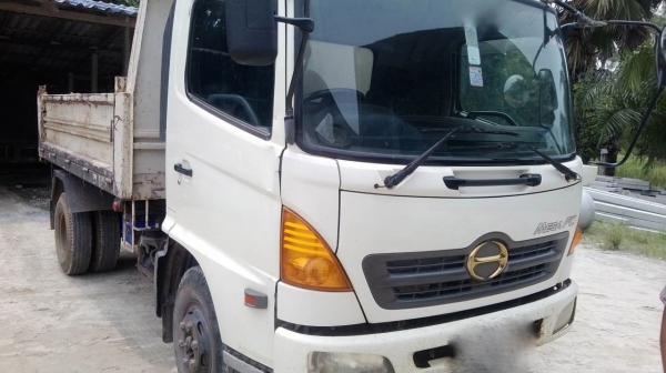 รถฮีโน่ 6 ล้อดั้ม FC4J  150 แรงม้า. ปี 49   สนใจติดต่อ  081 - 6079515