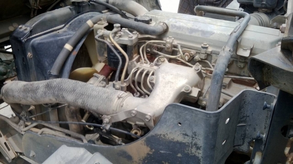 รถฮีโน่ 6 ล้อดั้ม FC4J  150 แรงม้า. ปี 49   สนใจติดต่อ  081 - 6079515