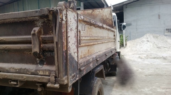 รถฮีโน่ 6 ล้อดั้ม FC4J  150 แรงม้า. ปี 49   สนใจติดต่อ  081 - 6079515