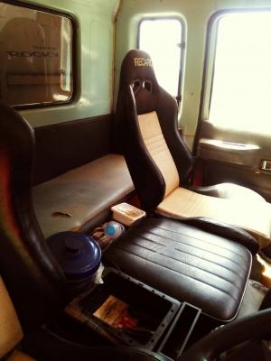 รถอีซูซุ 10 ล้อดั้ม FXZ  240 แรงม้า. ปี 39   สนใจติดต่อ  081 - 6079515