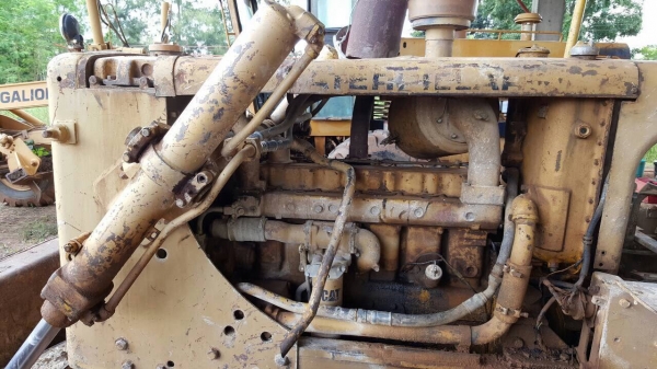 ขายรถแทรคเตอร์ CAT D5 เอกสารเล่มทะเบียน ช่วงล่างโซ่ กับใบแทรคต้องเก็บหน่อย ขายรถแทรคเตอร์ CAT D5 เอกสารเล่มทะเบียน ช่วงล่างโซ่ กับใบแทรคต้องเก็บหน่อย