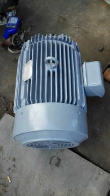 ****** Sold Out!! ****** มอเตอร์ Mitsubishi 30 HP. 380V. 1450 RPM. สภาพสวยใหม่ จัดส่งฟรีทั่วประเทศ!! 089-2499-123 นครปฐม