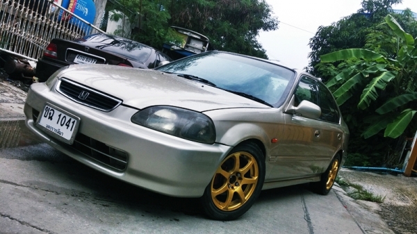 Honda Civic ตาโต สวยซิ่ง