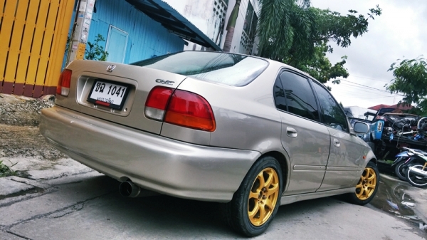 Honda Civic ตาโต สวยซิ่ง