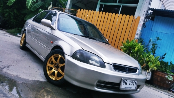 Honda Civic ตาโต สวยซิ่ง