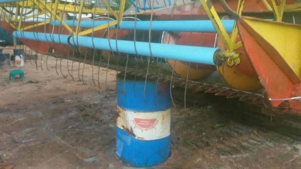 ((150,000))ขายรถเกี่ยว ข้าวรองกระสอบ. เจ้าของดูแลดีซ่อมถึง เช็คสภาพพร้อมใช้งาน