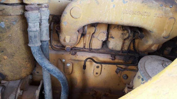 ขายรถแทรคเตอร์ KOMATSU D6 บุ้งกี๋ เอกสารเล่มทะเบียนครบ ขาดปั้มดีเซล ช่วงล่างเต็ม ราคาต่อรองได้ ขายรถแทรคเตอร์ KOMATSU D6 บุ้งกี๋ เอกสารเล่มทะเบียนครบ ขาดปั้มดีเซล ช่วงล่างเต็ม ราคาต่อรองได้