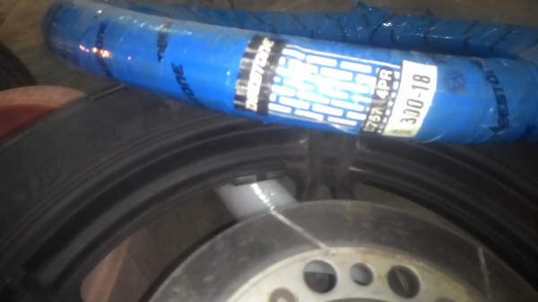 ล้อหน้า HONDA 18 นิ้ว ดิสเบรคคู่ ล้อหน้า HONDA 18 นิ้ว ดิสเบรคคู่