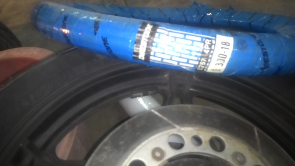 ล้อหน้า HONDA 18 นิ้ว ดิสเบรคคู่ ล้อหน้า HONDA 18 นิ้ว ดิสเบรคคู่