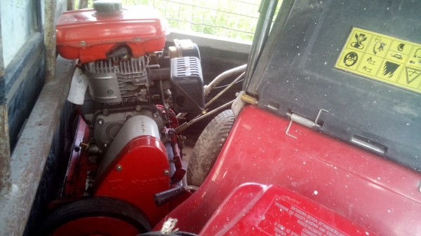 ขายรถตัดกรีนเก่าญี่ปุ่น