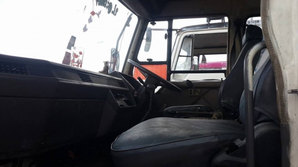 ขาย6ล้อFUSO195 ปี43 เครน3ตัน3ปอกTADANO พร้อมวินยกรถท้าย เครื่องดี เอกสารเล่มทะเบียนพร้อม วิ่งงานประจำ