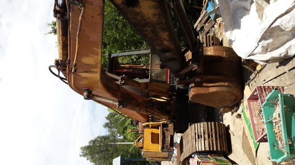 ขอบคุณลูกค้าจากบางเลนและแทคทูแฮนด้วยคับด่วนๆๆๆคับแบคโฮKOMATSU200-2