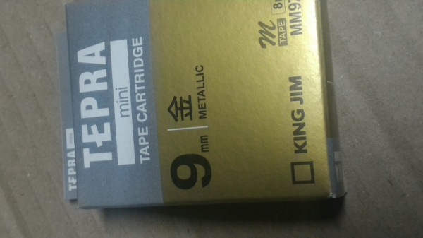 เครื่องพิมพ์แถบสติกเกอร์เอนกประสงค์แบบพกพา TEPRA  ของใหม่ พร้อมเทปลำลองอีก 1 ม้วน