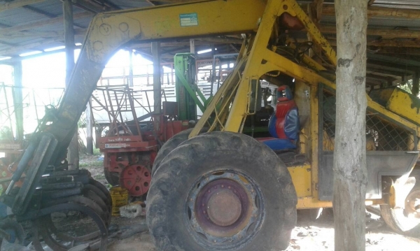 ขาย รถคีบอ้อย 3 ล้อ เครื่องดอยซ์ ไฮโดรลิคดี