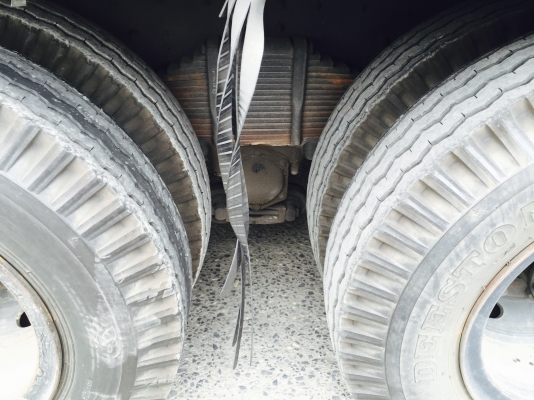 10ล้อเพลาเดียว185แรง..HINO FL176-10115...กระบะคอกไม้ วางหัวสิงห์ไฮเทค..รถบรรทุกข้าวสาร..สภาพดี