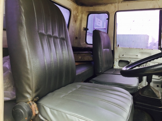 10ล้อตู้เปียกเพลาเดียว 195แรง..HINO FL187...วางเครื่องHO7D..รถบรรทุกเฉพาะข้าวสารตราฉัตร เล่มพร้อม