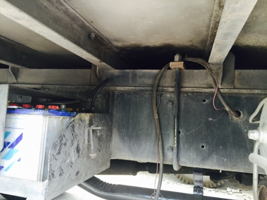 10ล้อตู้เปียกเพลาเดียว 195แรง..HINO FL187...วางเครื่องHO7D..รถบรรทุกเฉพาะข้าวสารตราฉัตร เล่มพร้อม