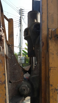 โพคลิฟTCM2.5ตันอิ้ง145000ต่อรองได้