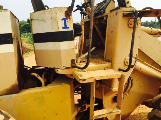 รถตักล้อยางเลี้ยวเอว KOMATSU 510 เล่มทะเบียนพร้อม..รถสภาพสวย เอวแน่น เครื่องดี แห้ง