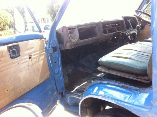 ขาย KS22ปี37 เครื่อง4BD1 110แรง ดั้ม 0818844537 ขาย KS22ปี37 เครื่อง4BD1 110แรง ดั้ม 0818844537