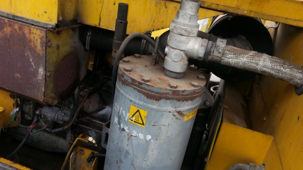 ขายปั๊มลมเครื่องยนต์ 175มี 2 เครื่อง ราคาเครื่องละ 60,000 บาท 375มี 2 เครื่อง ราคาเครื่องละ 120,000 บาท