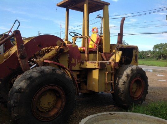 ขาย รถตัก CAT 950 43J 4 สูบ เทอร์โบ ขาย รถตัก CAT 950 43J 4 สูบ เทอร์โบ