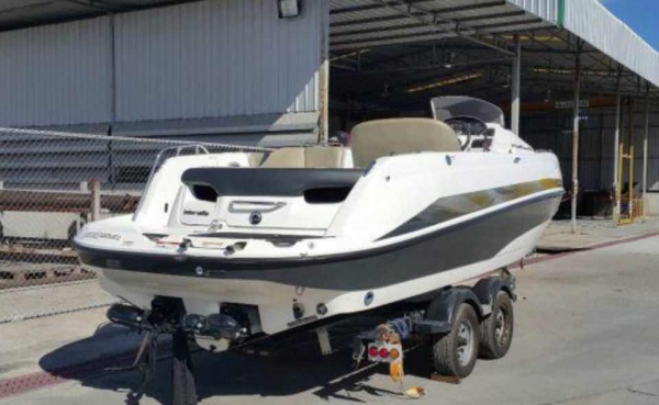 ขายเรือ Jet boat Seadoo Islandia 430hp twin rotax215 2008 ใช้ 90ชม.