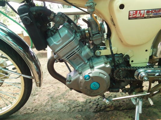 ขาย A100 เครื่องโซ125 / ไม่เเลก ไม่เเยก มีเล่มทะเบียนโครง+ใบซื้อขาย เครื่องเเน่นๆ อะไหล่เเต่งตามรูป ค่าตัว 10500 บาท สนใจทักเเชทหรือโทร.089-8054390 โอ๋ อยู่จังหวัดลพบุรี