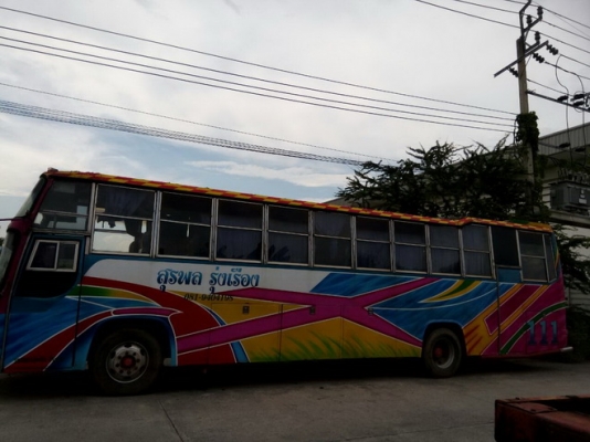 Bus Benz เครื่องดีขับเยี่ยมครับ Bus Benz เครื่องดีขับเยี่ยมครับ