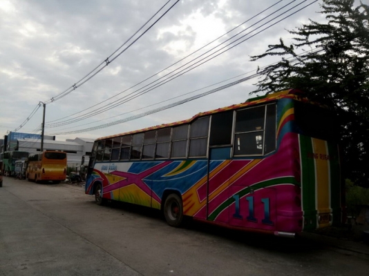 Bus Benz เครื่องดีขับเยี่ยมครับ Bus Benz เครื่องดีขับเยี่ยมครับ