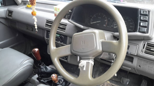 รถปิ๊กอัพISUZU2ประตูขับเคลื่อน4ล้อ ขายตามสภาพ