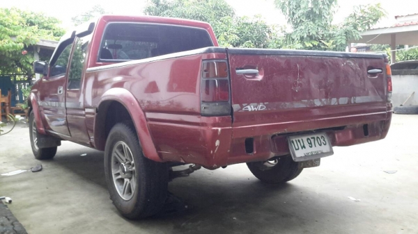 รถปิ๊กอัพISUZU2ประตูขับเคลื่อน4ล้อ ขายตามสภาพ