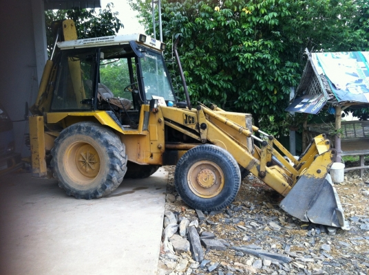 ขายรถตักหน้าขุดหลัง JCB 3CX 2 เพลา ราคา 450000