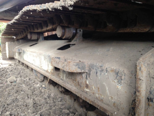 ขาย HITACHI 250ZX ชั่วโมง3000 พร้อมใช้งาน มีลายหัวเจาะแถมหัวเจาะOKADAให้ 1 หัว เอกสารเล่ม