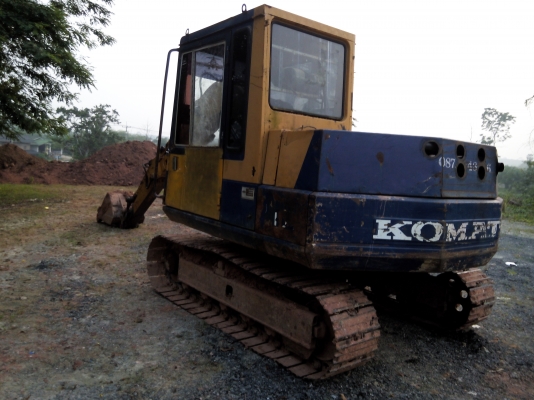 ขายรถแบคโฮ KOMATSU PC60-5 ราคา 330000