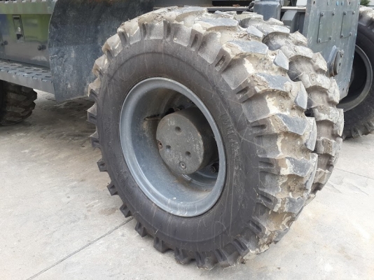 รถขุดล้อยาง โคมัตสุ PW130-7K #K40207 รถนำเข้าจากต่างประเทศ รถสวย สภาพดี รถจอดที่นิมบางปะอิน อยุธยา ติดต่อ ใหม่ 061-4194022