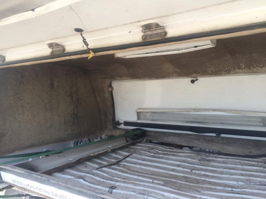 ขายหลังคาแครี่บอย ใส่รถกระบะหัวเดียว เปิด3ด้าน ฝาท้ายเต็ม มีไฟ กลางหลังคา ฝาซ้าย ขวา ราคา6000บาท ดูของพระราม2 089 0211090 Id champ_rama2