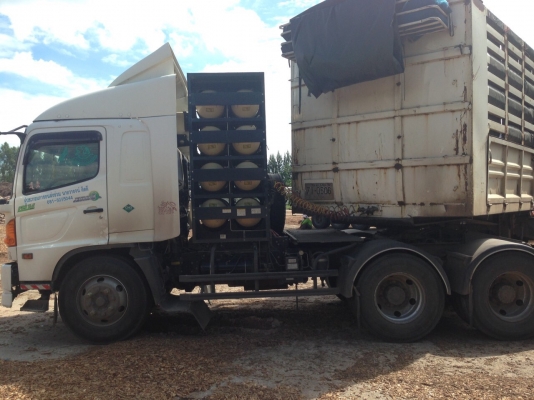 หัวลาก NGV 260 แรง ปี 55  หัวลากพร้อมหาง 12 เมตร  ราคา  2,000,000 บาท