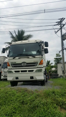 รถสิบล้อหัวลาก Hino 380 แรงม้า ปี 52 สภาพสวย พร้อมใช้งาน ทดลองขับได้ สนใจติดต่อ เอ็ม ที เจริญยนต์ สา